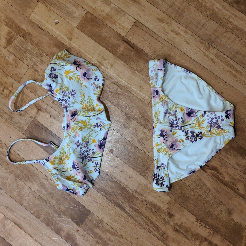 Ruffle top Old Navy bikini